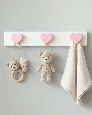Perchero Infantil de Tres Colgadores Diseño Corazón