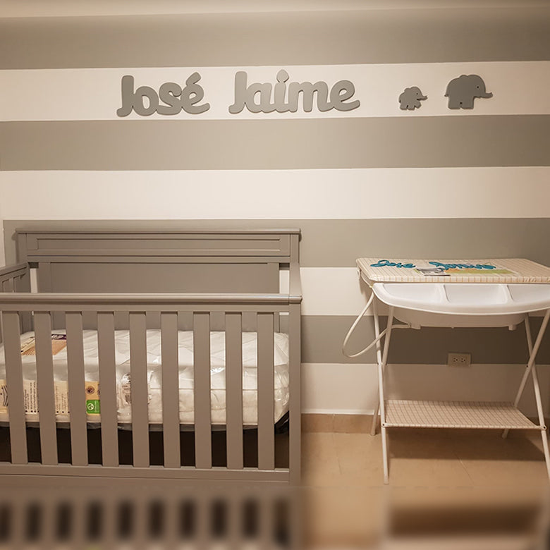 Letrero de madera ¨Modelo Jacob¨ letras decoración pared infantil - Querube